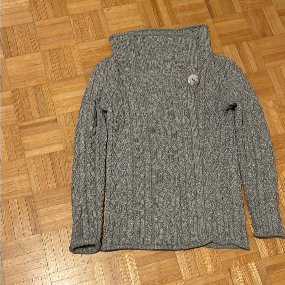 Aran Mor Gray Cable Knit Women's Sweater